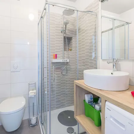 Fm Διαμέρισμα Σπλιτ