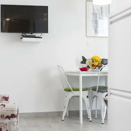 Fm Apartment Split