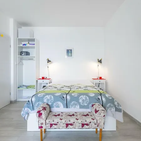 Apartment Fm